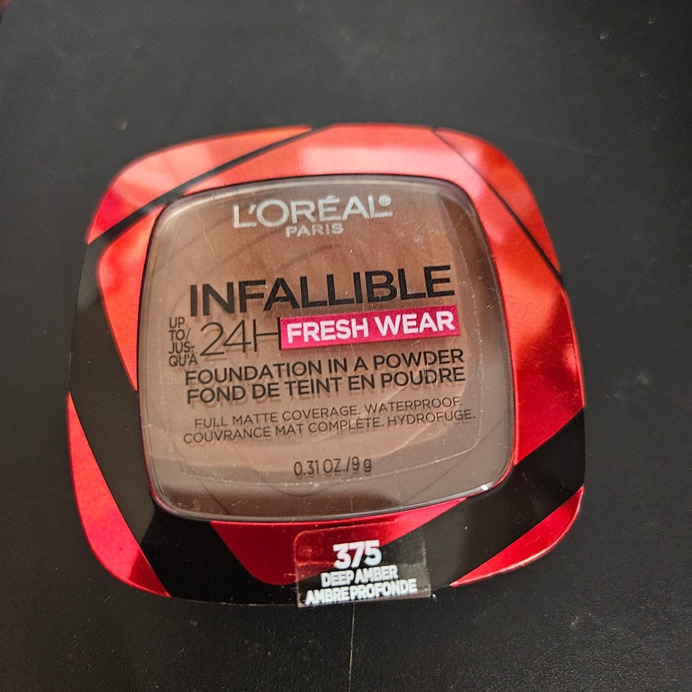 L'Oreal Paris Infallible 24H Fresh Wear Foundation in Powder 375 Deep‎ Amber